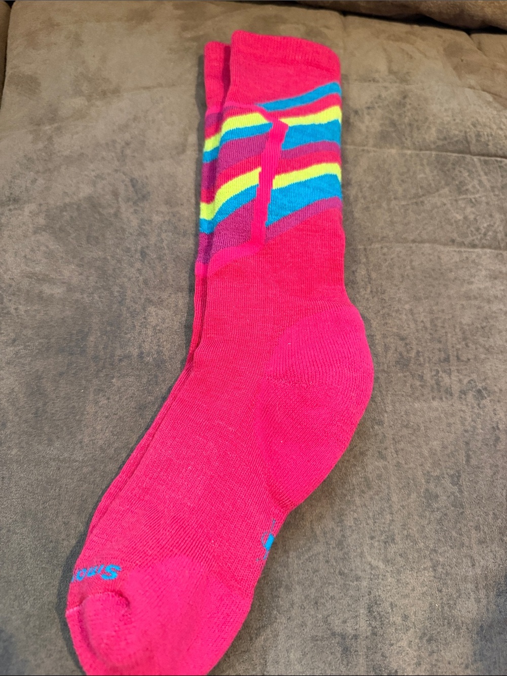 Smartwool Kids Ski Race Socks Bright Pink with Blue and Yellow Stripes New!